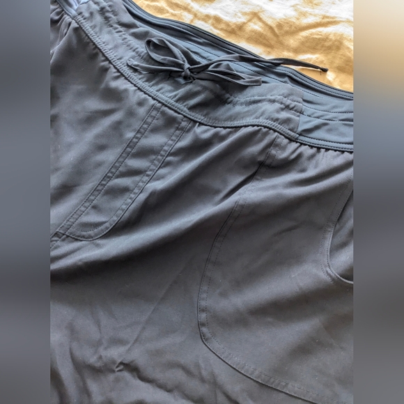 NWT Croft & Barrow Comfort Drawstring Shorts, Womens 2 XL, Black Tummy Control - Picture 12 of 12